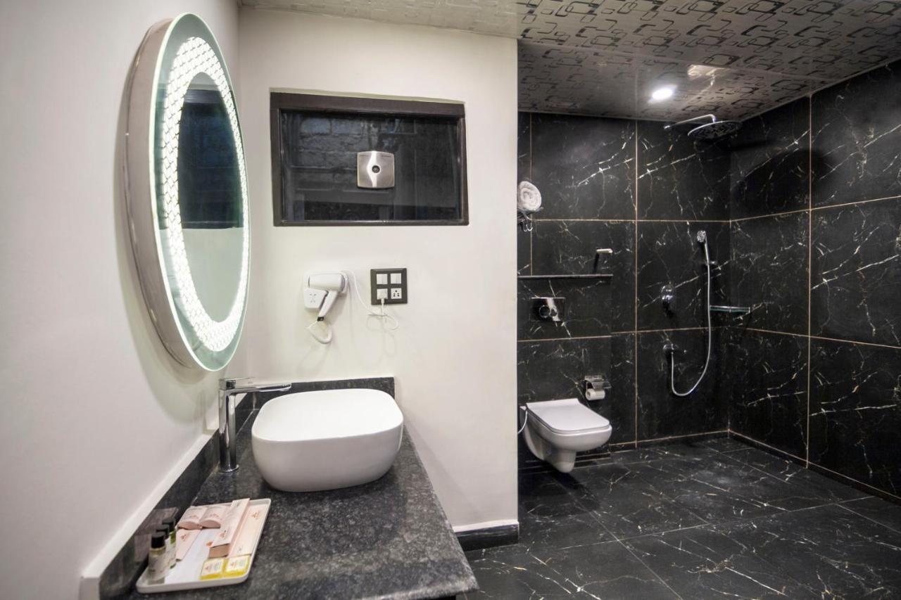 Hotel Sia Residency Leh Bagian luar foto