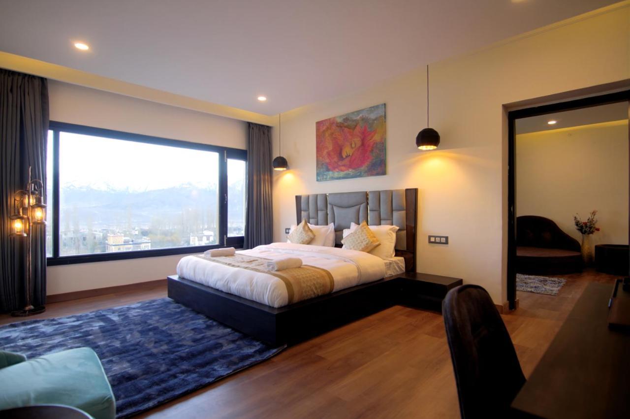 Hotel Sia Residency Leh Bagian luar foto